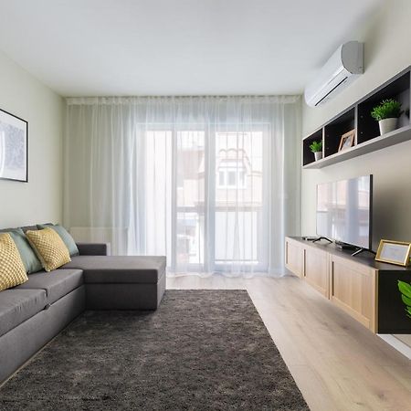 Second Home Apartment Budapest Eksteriør bilde