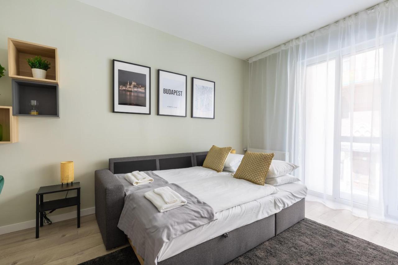 Second Home Apartment Budapest Eksteriør bilde