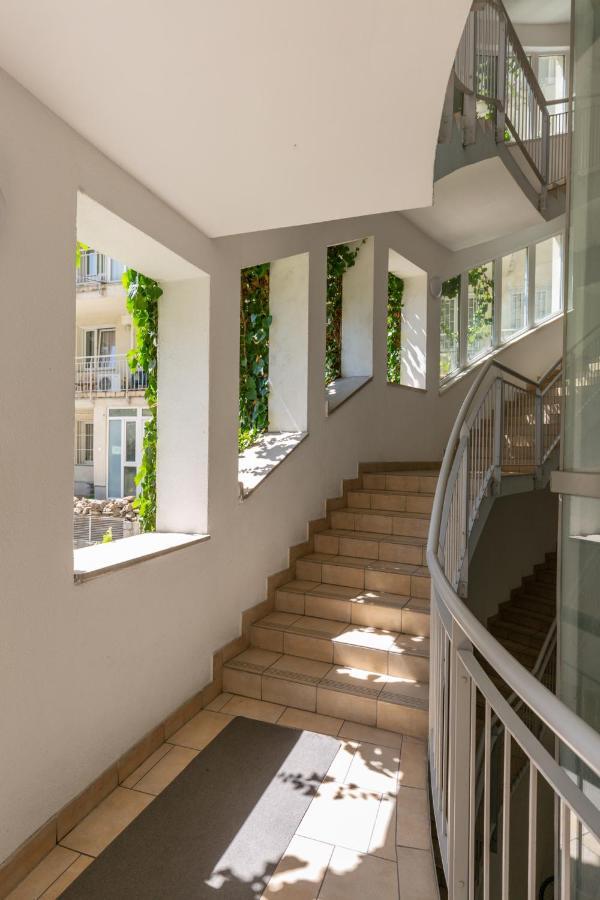 Second Home Apartment Budapest Eksteriør bilde