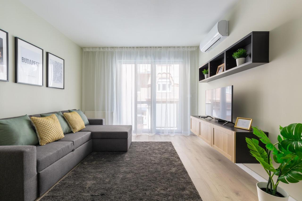 Second Home Apartment Budapest Eksteriør bilde