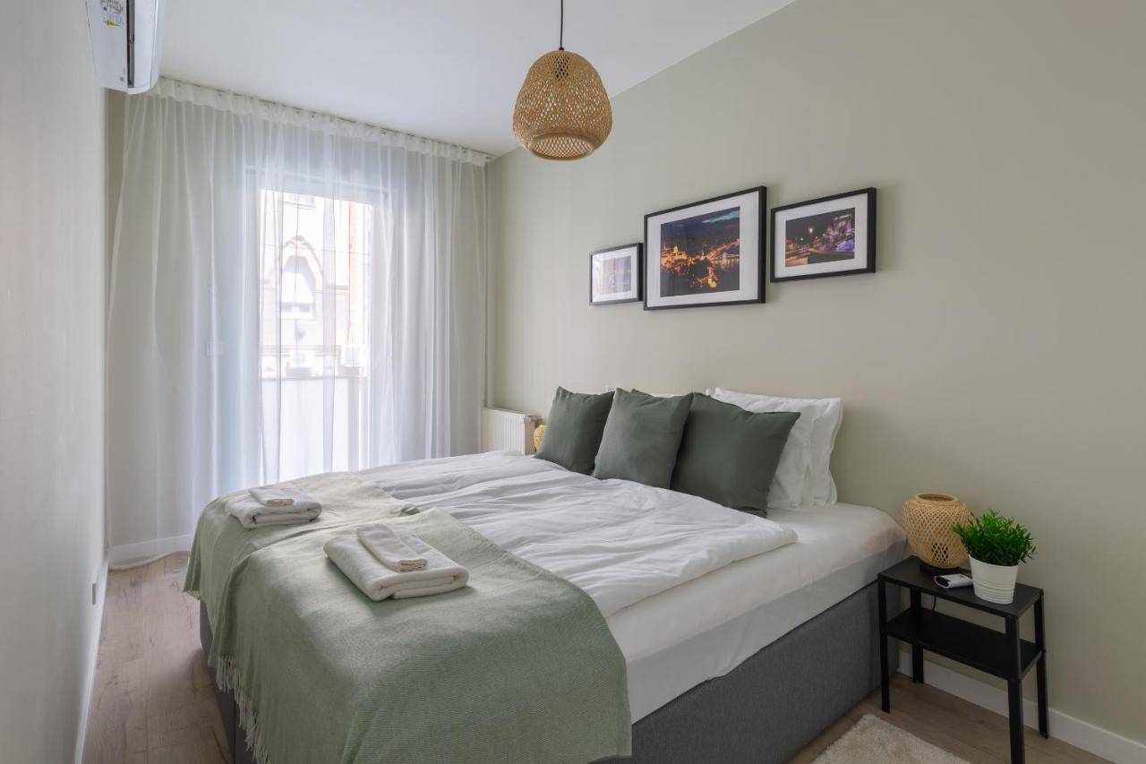 Second Home Apartment Budapest Eksteriør bilde
